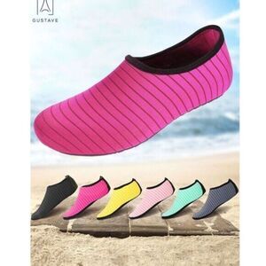 Water Shoes Men’s Aqua Scuba Socks sz 10/11 NEW #C4